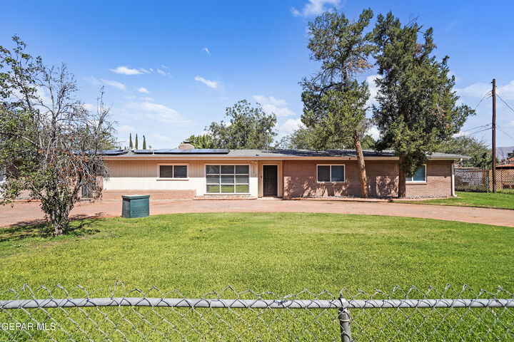 5026 Jordan Lane  El Paso TX 79922 photo