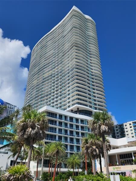 4111 S Ocean Dr 2107  Hollywood FL 33019 photo