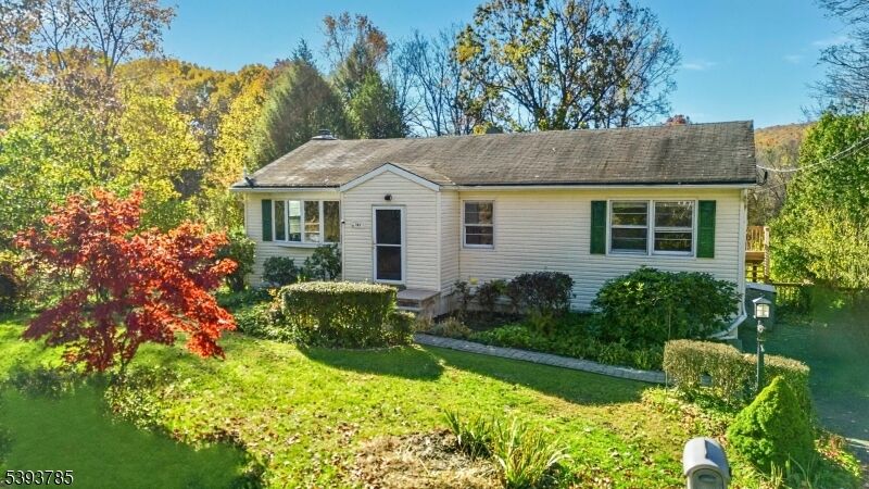 Property Photo:  141 Milton Rd  NJ 07438 