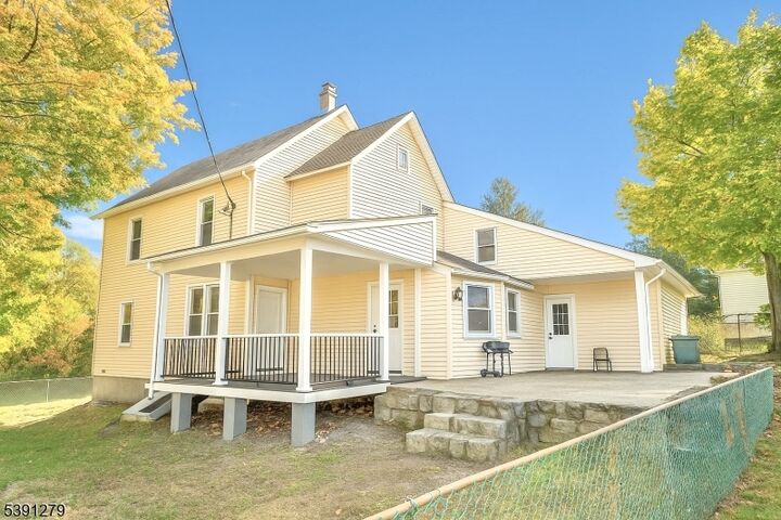 Property Photo:  11 Millbrook Ave  NJ 07801