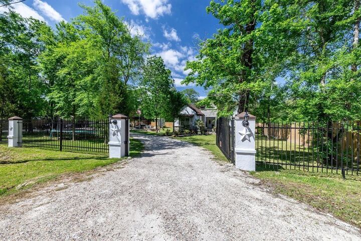 Property Photo:  15395 Coaltown Road  TX 77378 