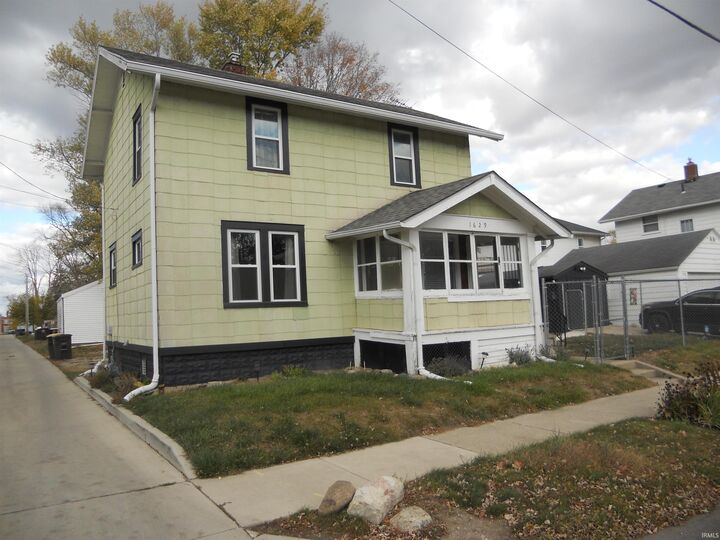 Property Photo:  1629 Colerick Street  IN 46806-1266