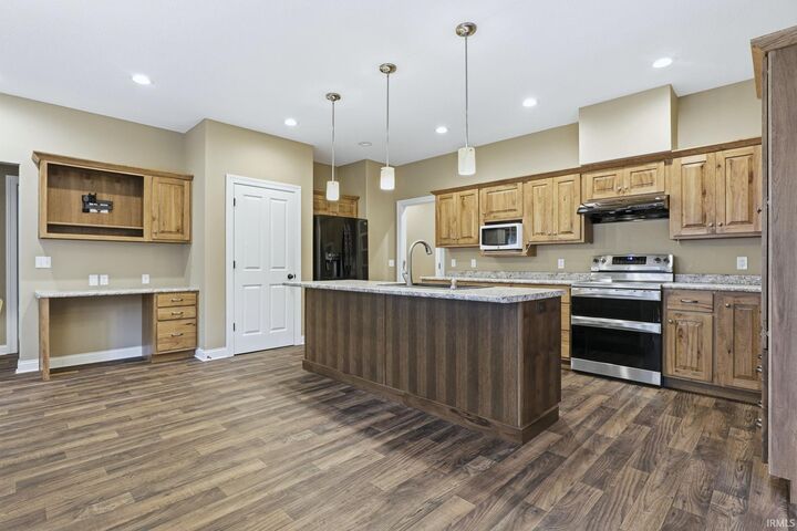 Property Photo:  1685 Shavono Cove  IN 46845-5504 