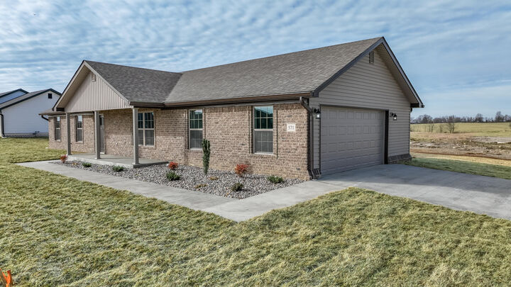 Property Photo: 571 Middle Crk Way KY 40403