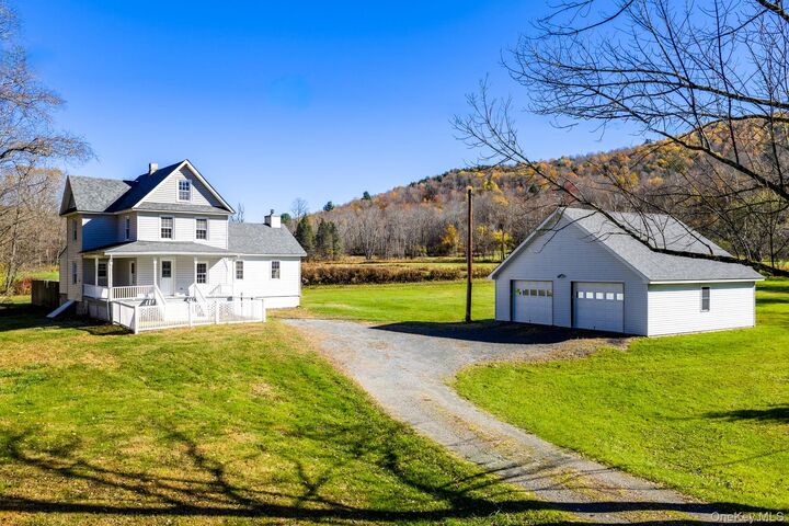 Property Photo:  612 Jeffersonville N.branch Road  NY 12766