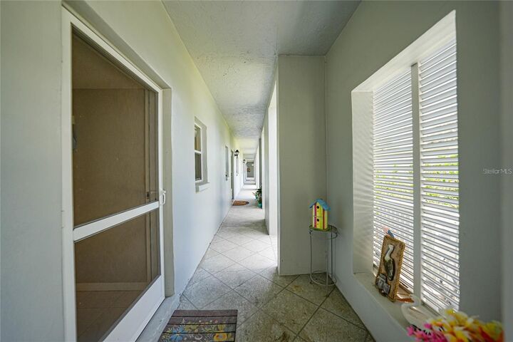 Property Photo:  404 Cerromar Circle N 112  FL 34293