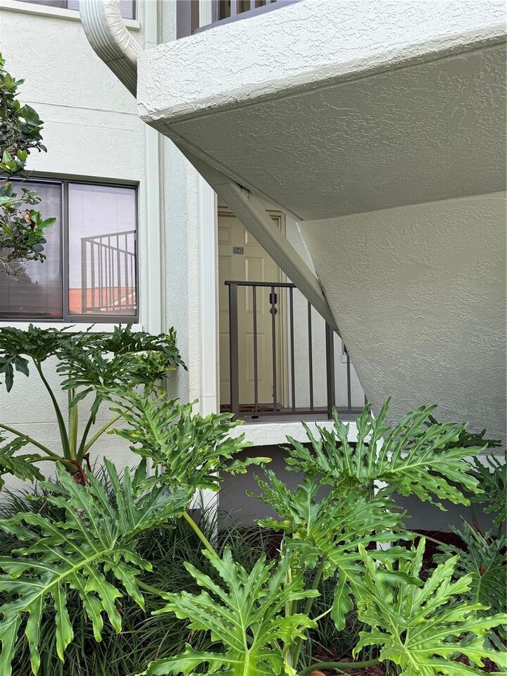 Property Photo:  1515 Pinellas Bayway S 42  FL 33715 