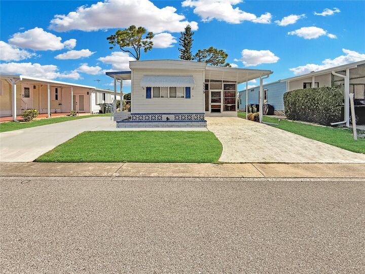 Property Photo:  5559 Holiday Park Boulevard  FL 34287