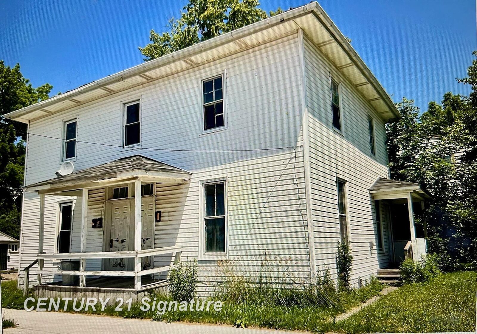 Property Photo: 720 Mackinaw Street MI 48602