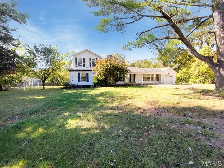 4642 Theiss Road  St Louis MO 63128 photo