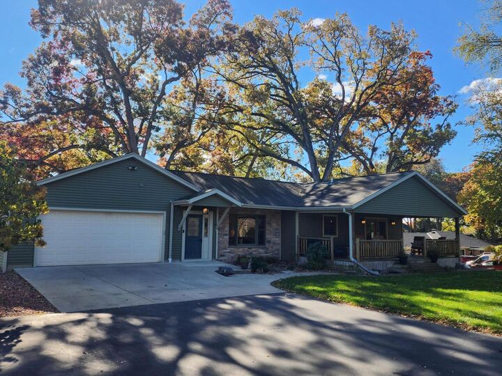 2408 S Teut Rd  Burlington WI 53105 photo