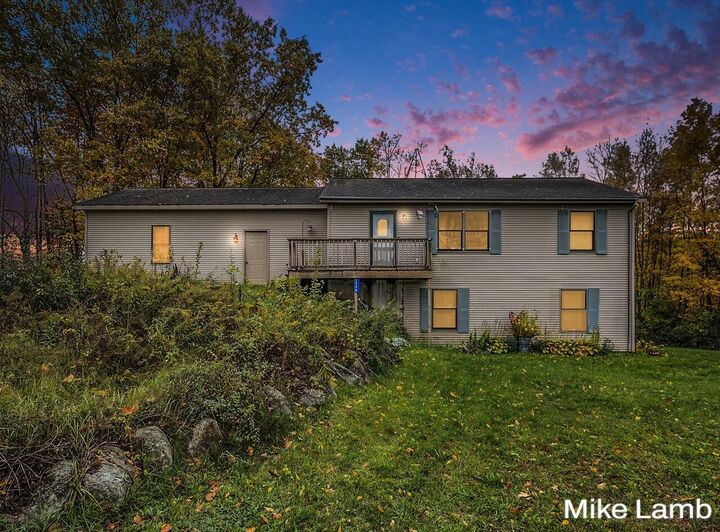 Property Photo: 1500 Serenity Valley Drive NE MI 49319