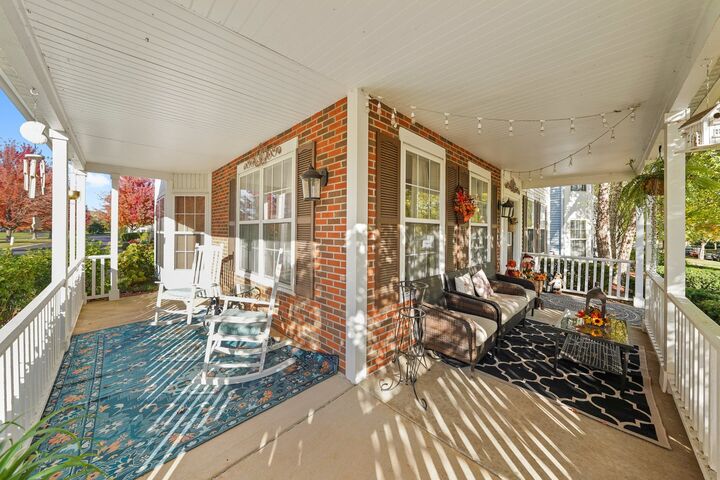 Property Photo: 125 Presidential Boulevard IL 60543