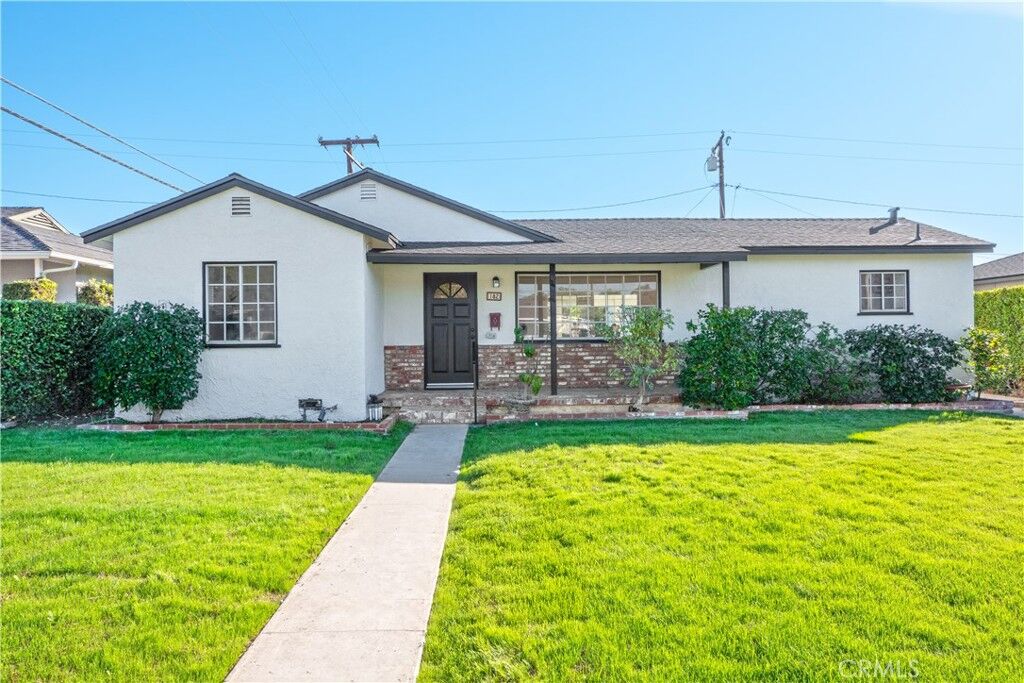 Property Photo:  182 E Kelby Street  CA 91723 