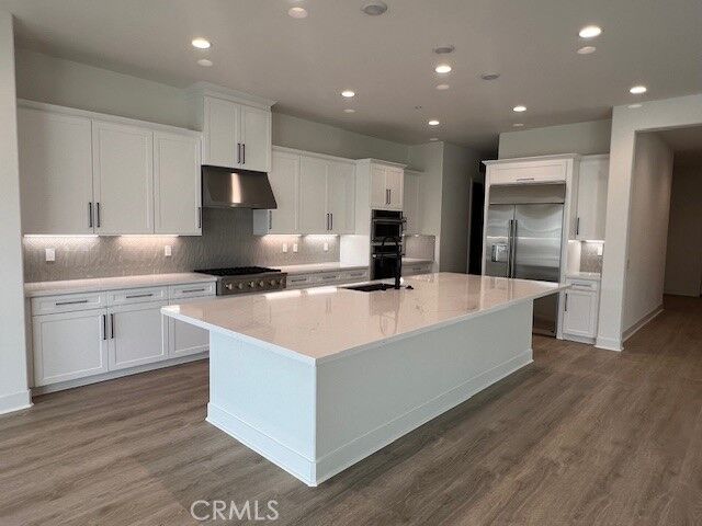 Property Photo: 4625 Avondale Place CA 91710