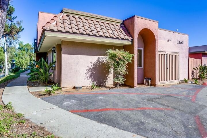 Property Photo:  1463 N Broadway E  CA 92026 