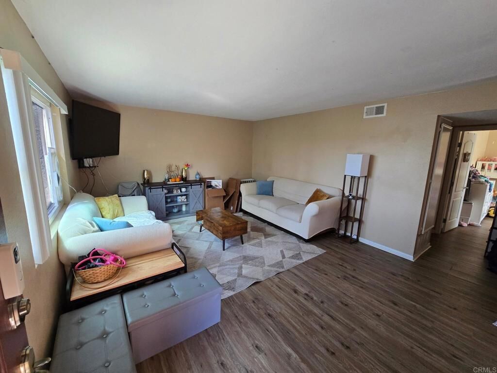 Property Photo:  505 Calle Montecito  CA 92057