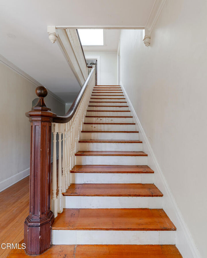 Property Photo:  237 W State Street  CA 91105 