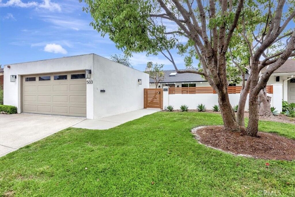 Property Photo: 503 Vista Grande CA 92660