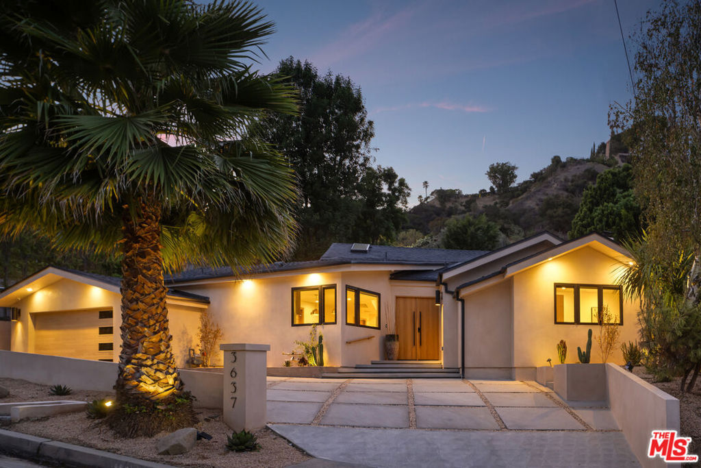 Property Photo:  3637 Loadstone Drive  CA 91403 