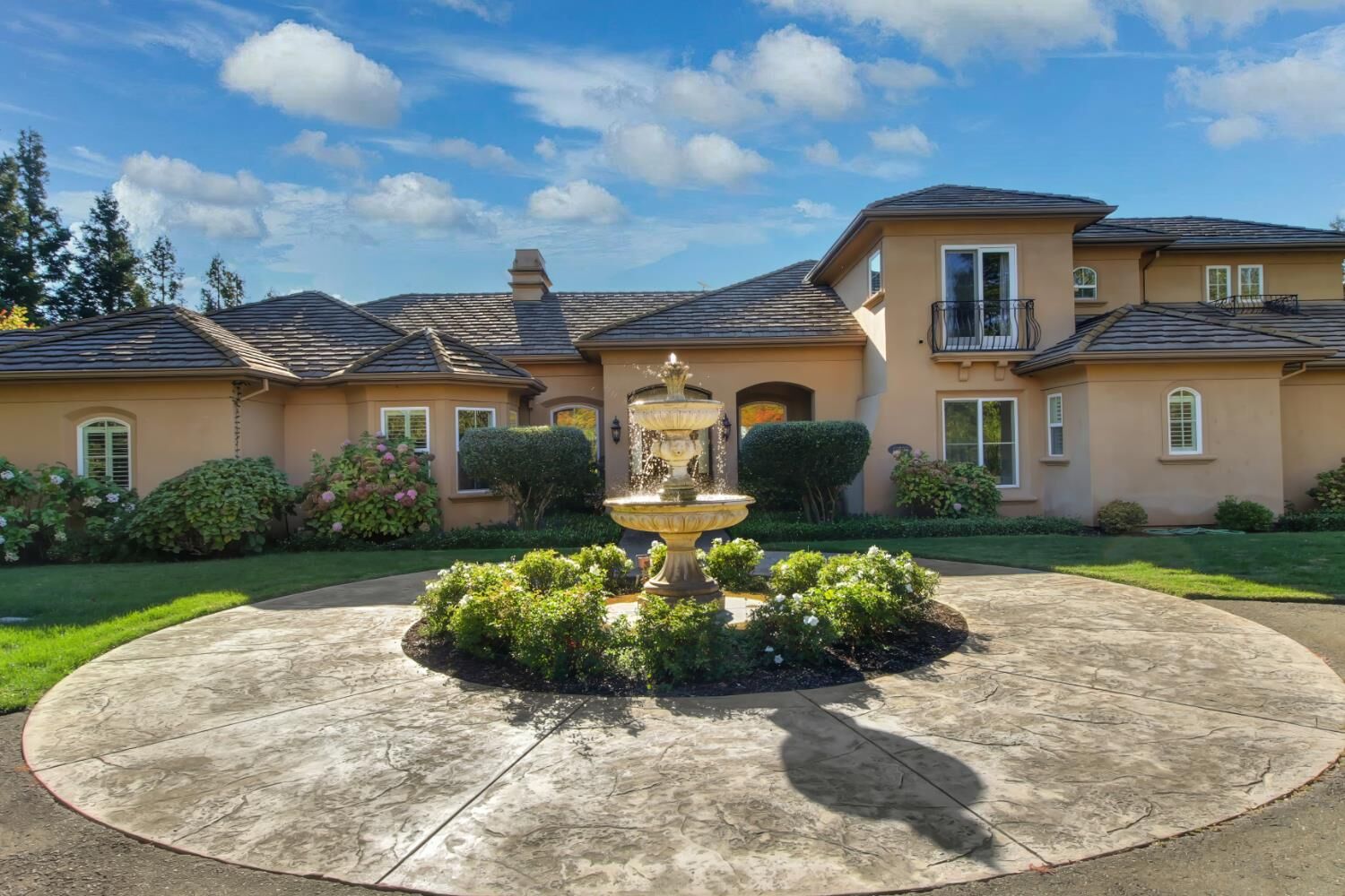 Property Photo:  10638 Birch Ranch Drive  CA 95830
