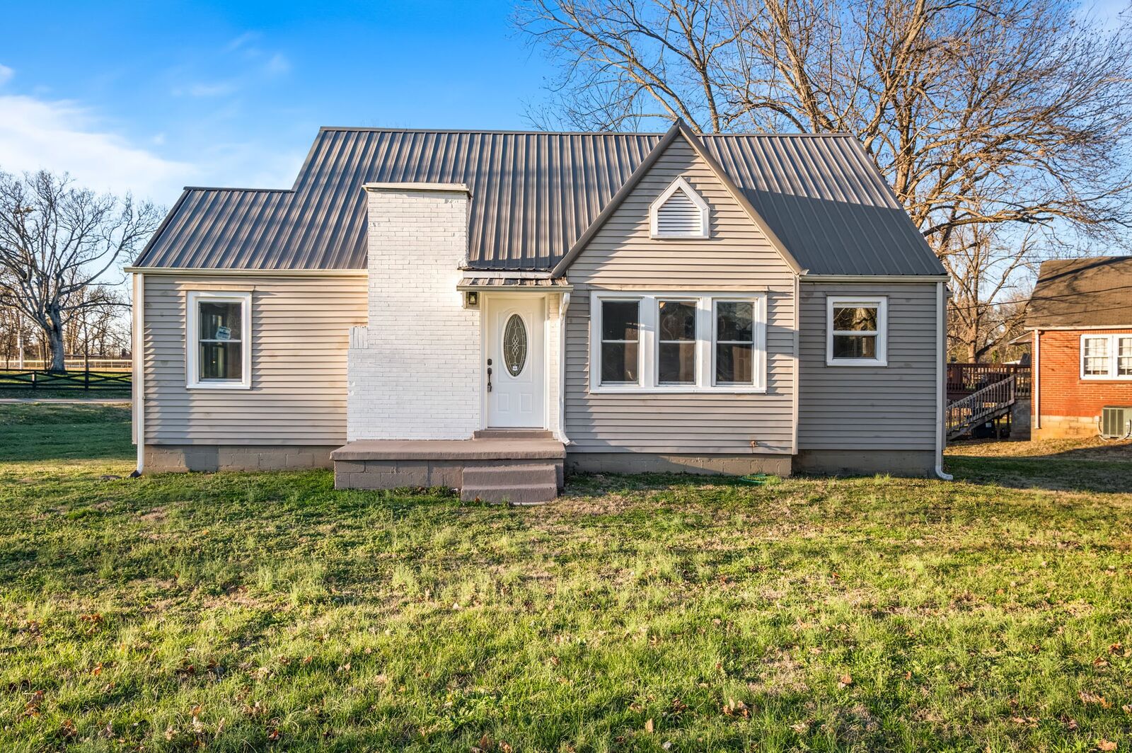 Property Photo:  508 Lewis Ave  TN 37160 