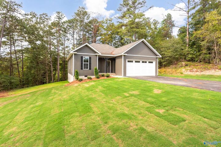Property Photo:  5606 Leota Road E  AL 35907 
