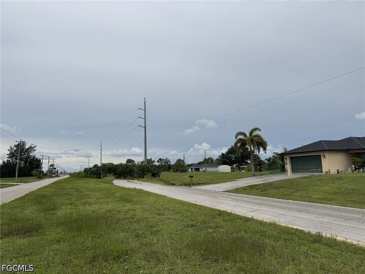 Property Photo: 1935 Kismet Parkway E FL 33909