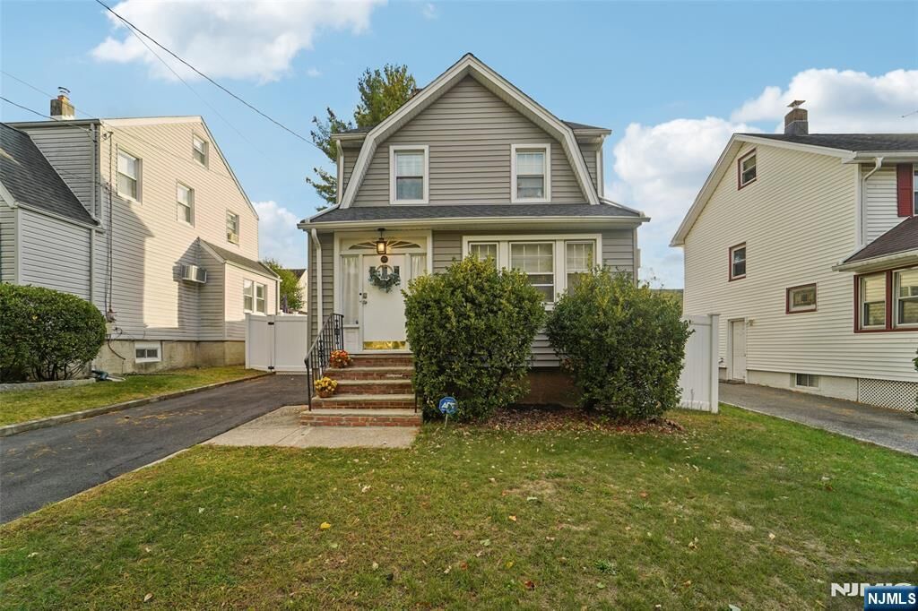 Property Photo:  600 Martense Avenue  NJ 07666 