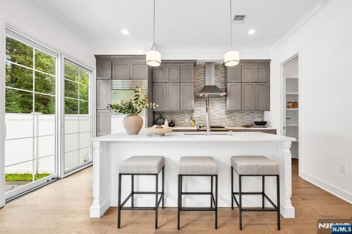 11 Gabriel Court 11  Paramus NJ 07652 photo