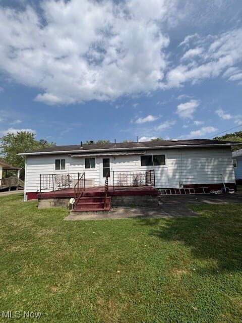 Property Photo:  1441 Southern Boulevard NW  OH 44485 