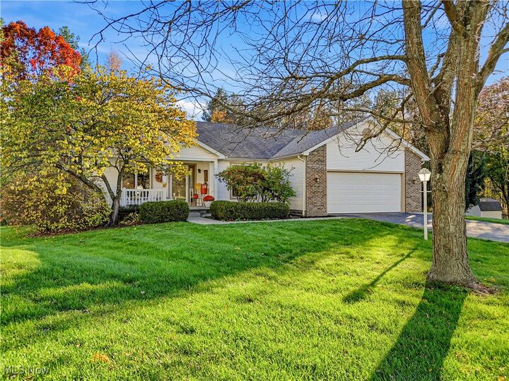 100 Clearwater Cove S  Youngstown OH 44515 photo
