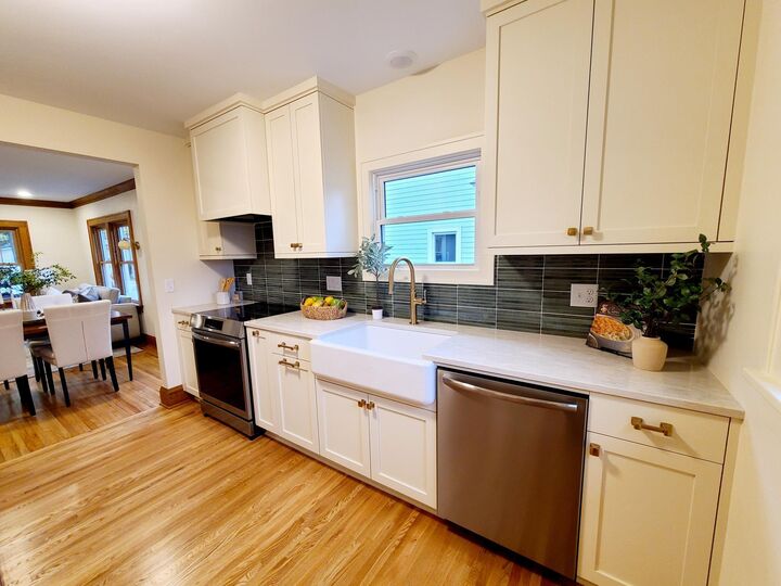 Property Photo:  4452 29th Avenue S  MN 55406