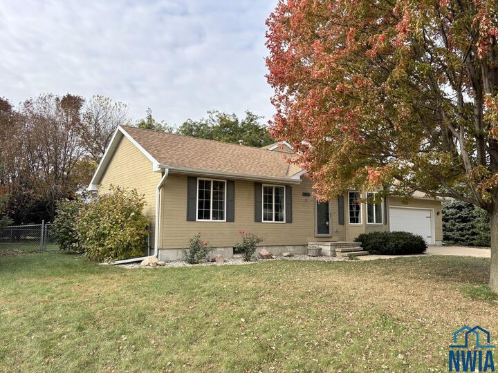 Property Photo:  904 Shannon Drive  SD 57038