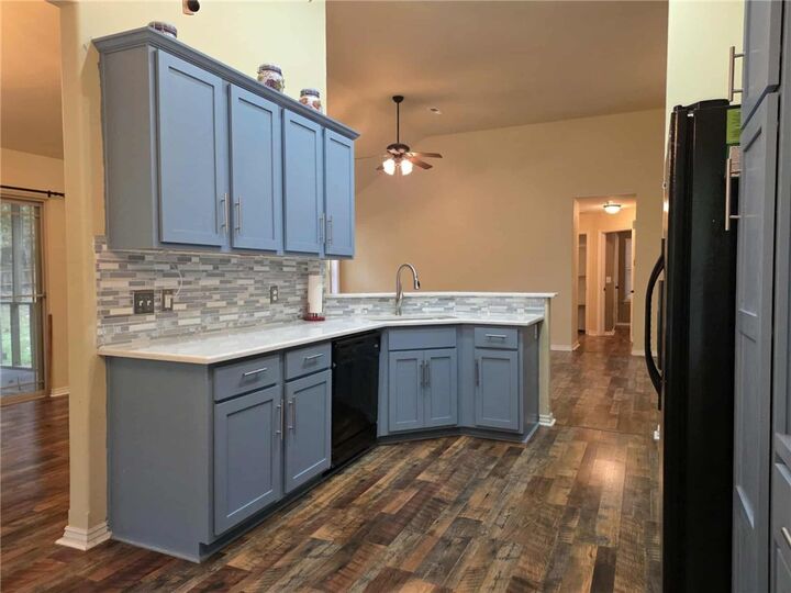 Property Photo: 8 Haddon Lane AR 72714