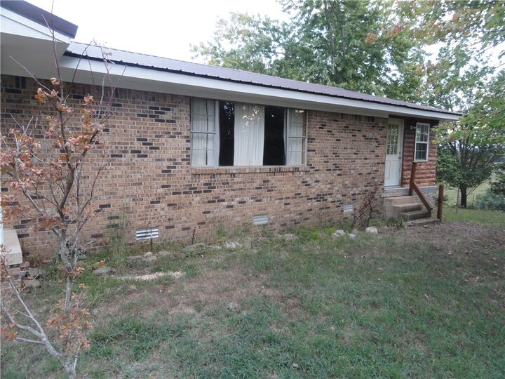 Property Photo:  233 Piney Road  AR 72650 