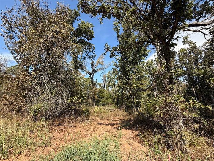 Property Photo:  14 West Street  OK 73068 