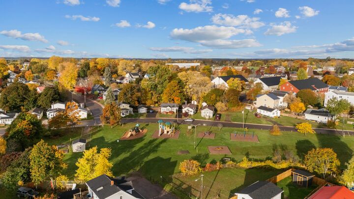 Photo de la propriété:  383 Queen Street  PE C1N 1X9