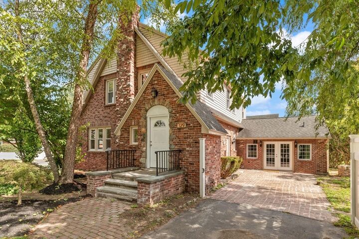 129A&B Maple Ave  Shrewsbury MA 01545 photo