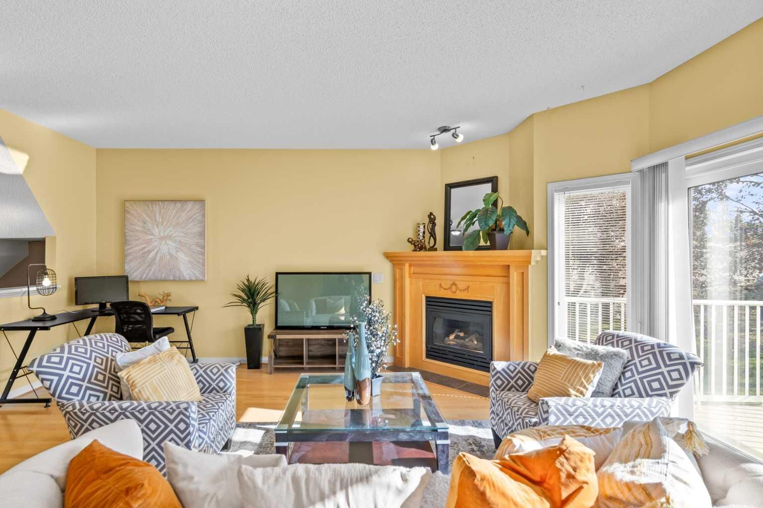 Photo de la propriété:  147 Hampstead Green NW  AB T3A 6H1