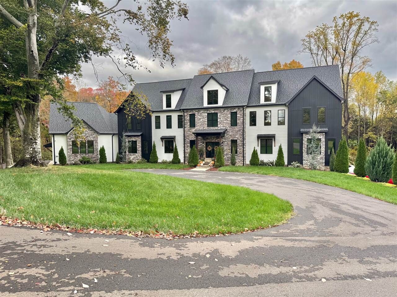 Property Photo:  9154 Woodburn Allen Springs Road  KY 42122