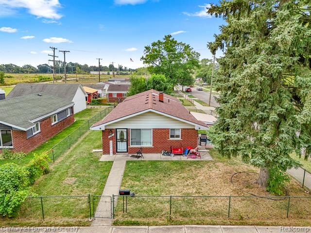 Property Photo:  213 Suburban Street  MI 48229