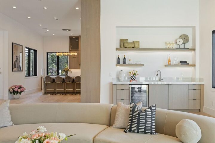 Property Photo: 18071 Saratoga Los Gatos Road CA 95030