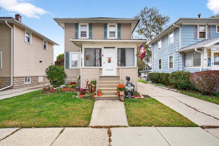 Property Photo:  372 Amory Street  WI 54936