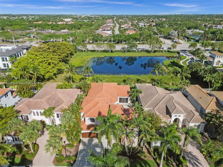 Property Photo:  16291 Bristol Pointe Dr  FL 33446