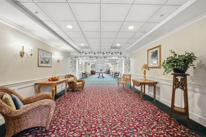 Property Photo:  40 Southwick Court 201  CT 06410