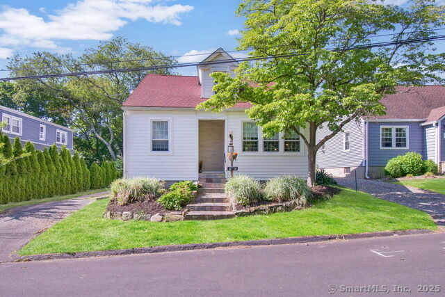 Property Photo:  75 Soundview Avenue  CT 06825