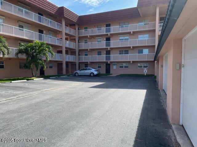 Property Photo:  5 Sunflower Street  FL 32931