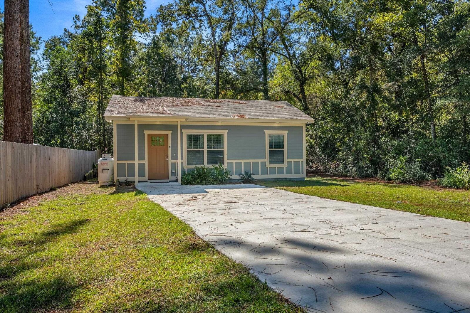 Property Photo:  15 Arapaho Trail  FL 32327 