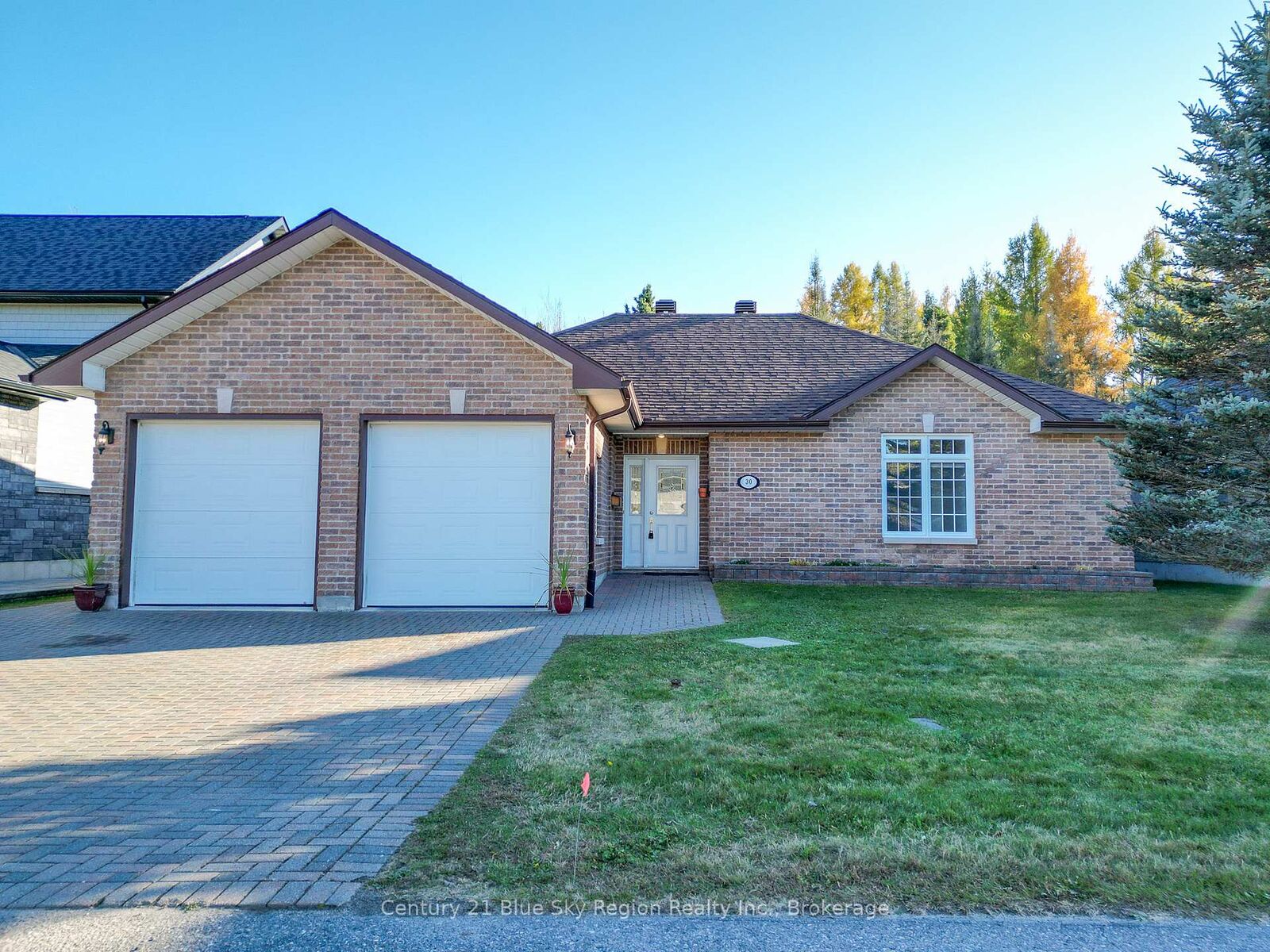 Property Photo: 1134 Premier Road 30 ON P1A 2J1